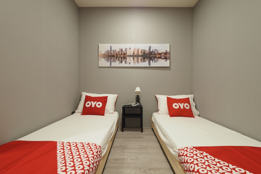Premium Twin Room, Shared Bathroom photo 2