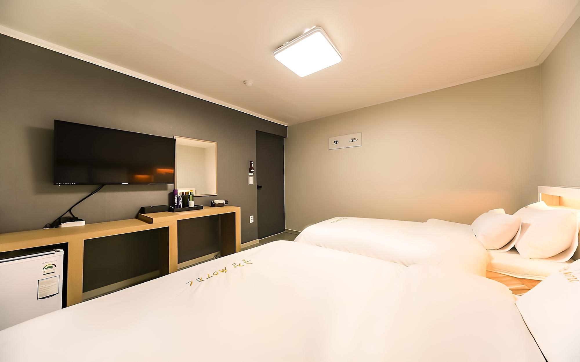 Room (Twin-3 person standard (hotel latex b) - Photo 5