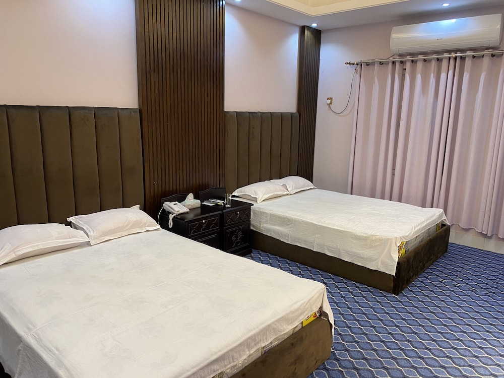 Deluxe Quadruple Room photo 1