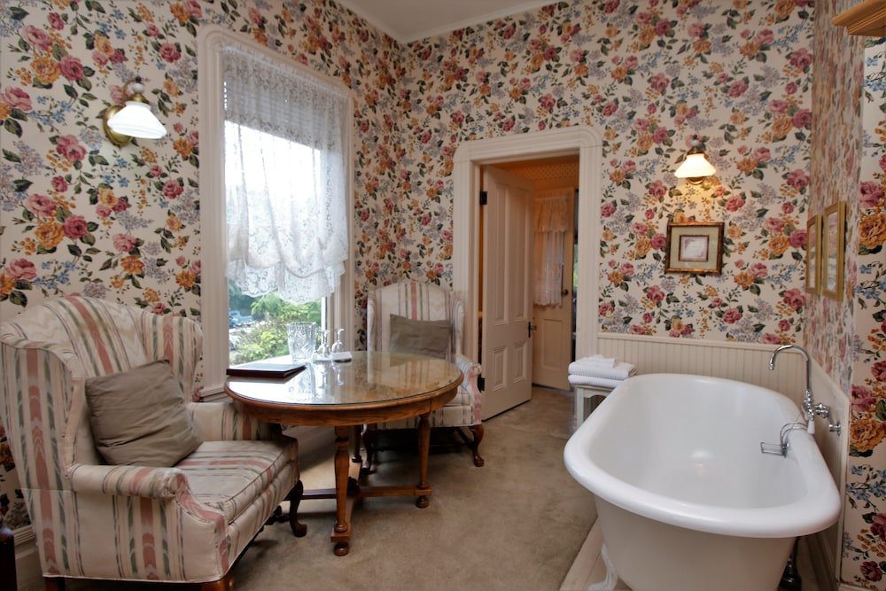 Bradford Suite photo 3