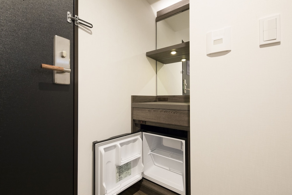 Standard Twin Room - Photo 8