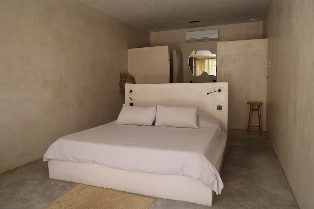 Suite Design, 1 letto king, vasca da bagno, ad angolo (3)