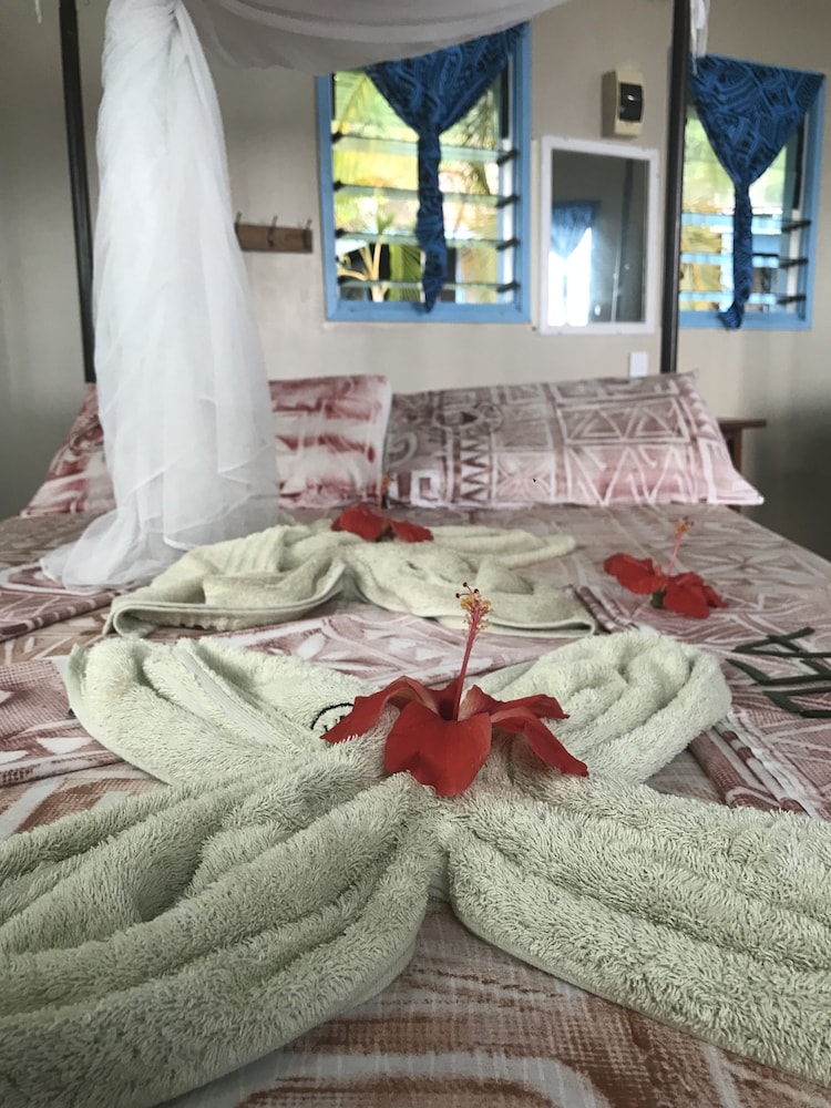 Garden Beach Falé