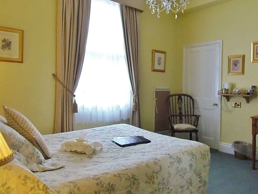 Double Room, Ensuite (Room 2 & 3) photo 2
