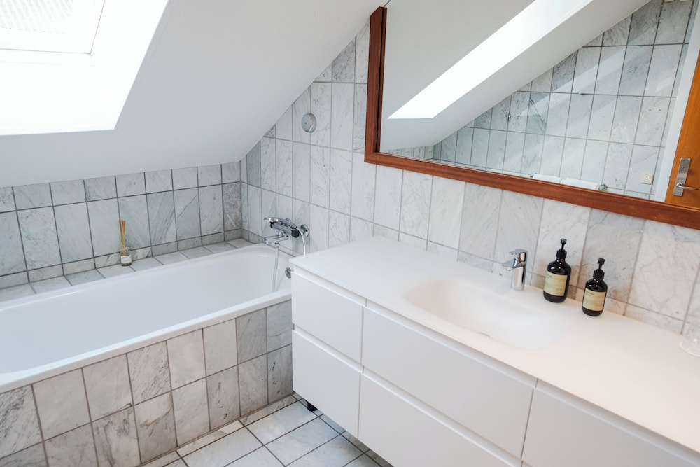 Apartment, Balcony - Photo 12