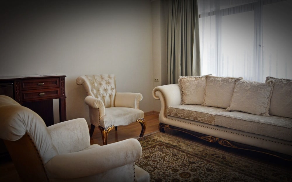 Deluxe Double or Twin Room - Photo 22
