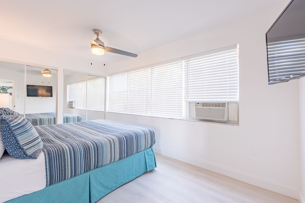 Deluxe Penthouse, Non Smoking, Kitchen - Photo 1
