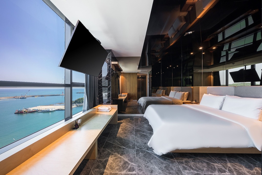 Ocean Superior - Photo 7