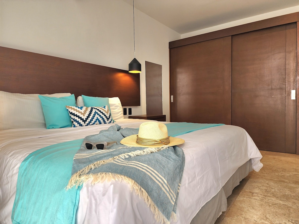 Premium Studio Suite photo 3