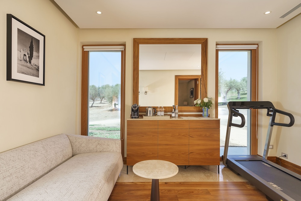 Premium Villa - Photo 3