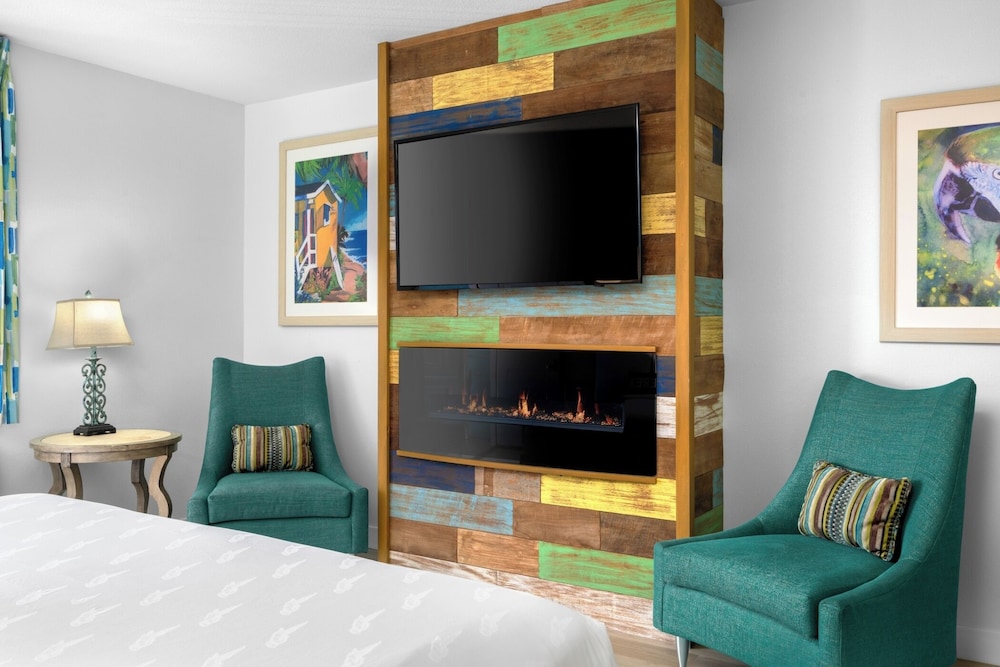 Suite, Multiple Beds - Photo 3