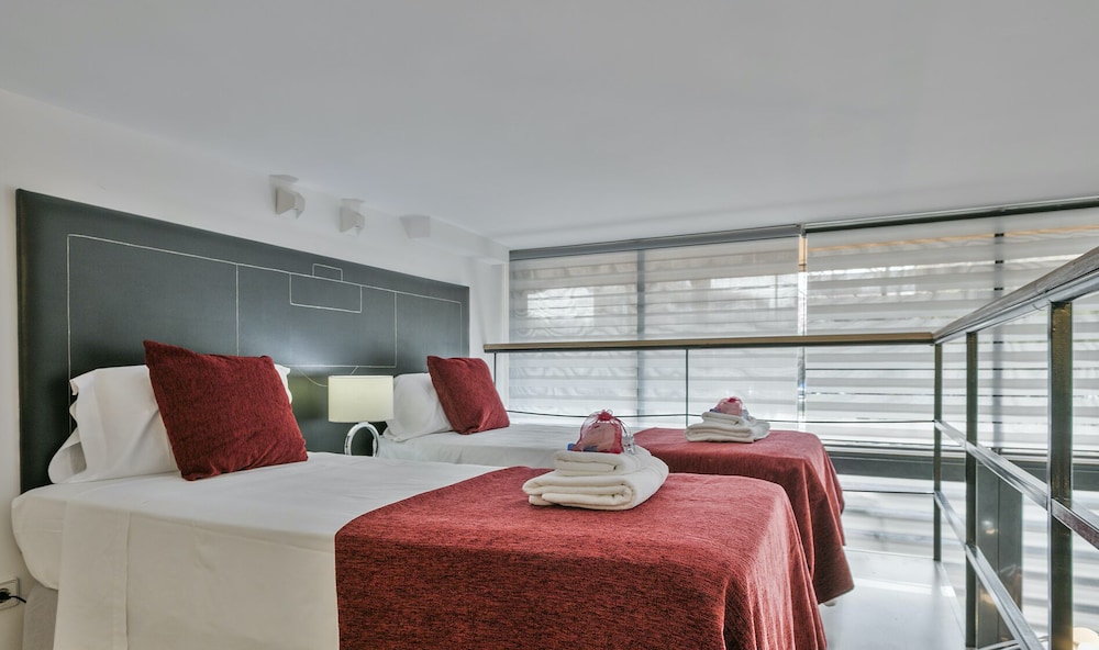 Standard Apartment, 2 Bedrooms (6 people) photo 2