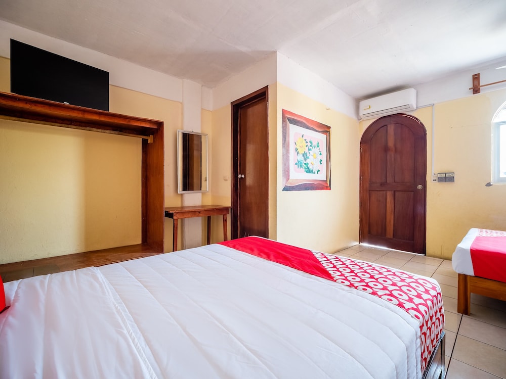 Standard Room (Three beds) - Photo 7
