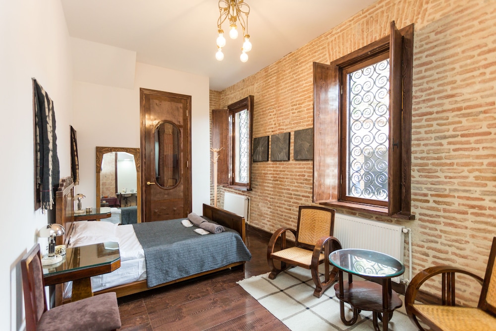 Family Quadruple Room, 2 Bedrooms, Garden View, Garden Area photo 2