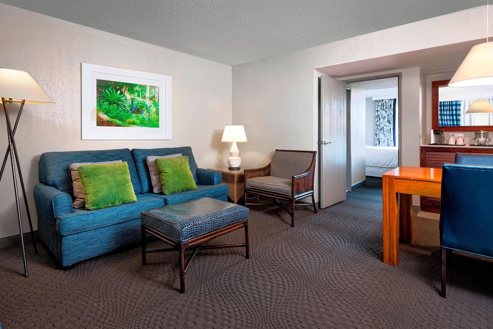 Suite, 1 Bedroom - Photo 6