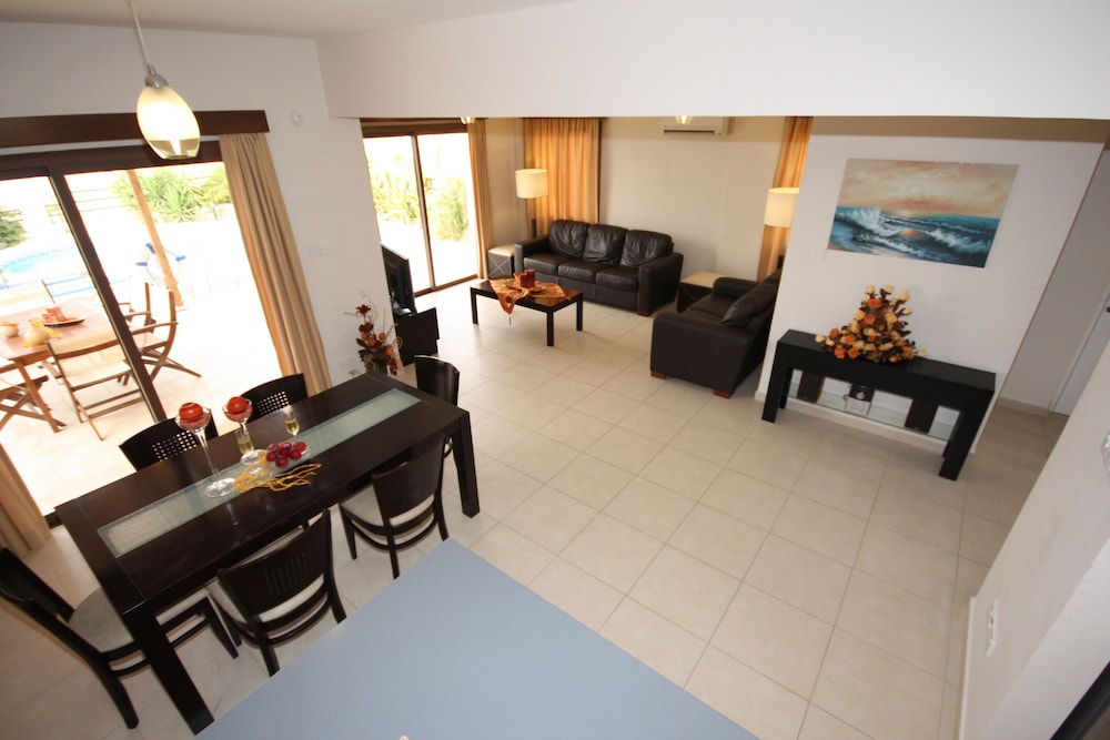 Deluxe Villa, 3 Bedrooms, Private Pool photo 3