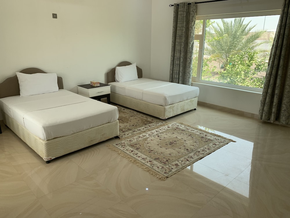 Junior Room, 1 Queen Bed, Garden View photo 3