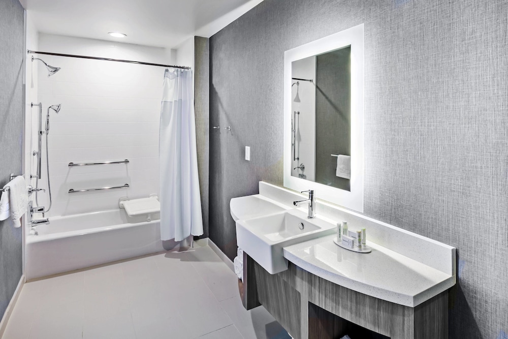 SpringHill Suites by Marriott Tulsa at Tulsa Hills, Photo 5