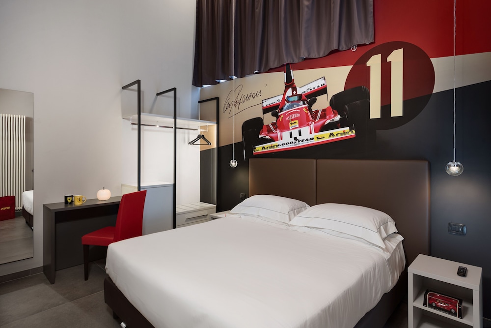 Deluxe Double Room - Photo 19