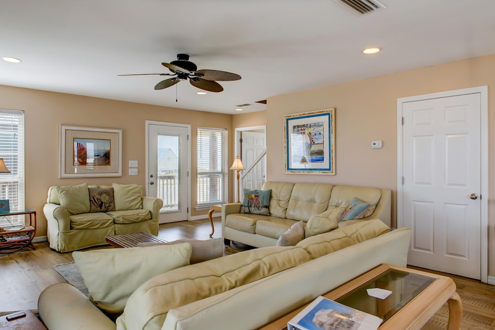House, Multiple Beds (Island Escape - 105 Vargas Ct)