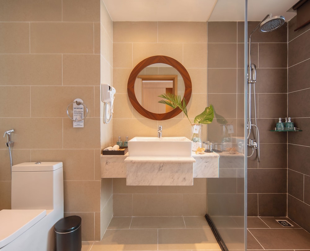 Superior Twin City View Room