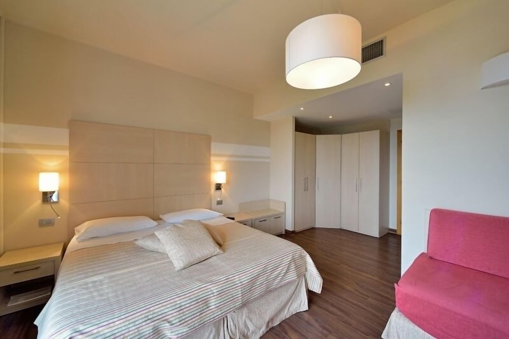 Family Room, Sea View photo 2