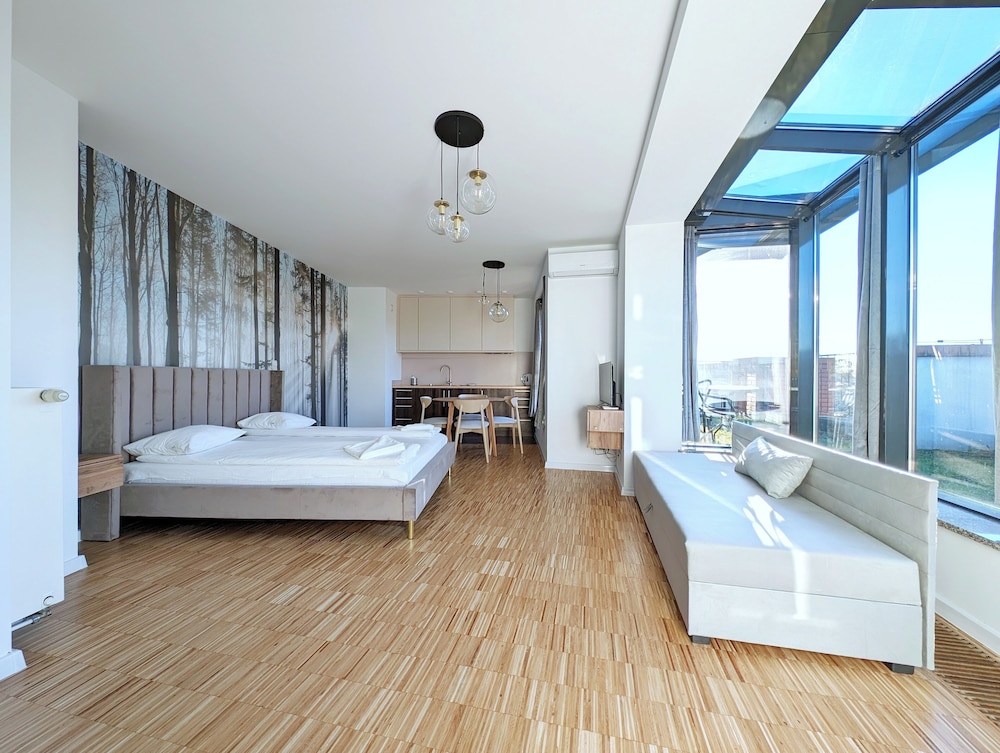 Panoramic Studio Suite, Balcony, Tower (Air Condition) photo 3