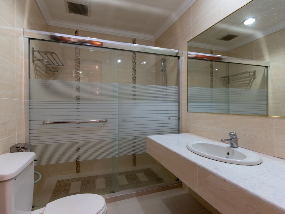 Executive Suite photo 3