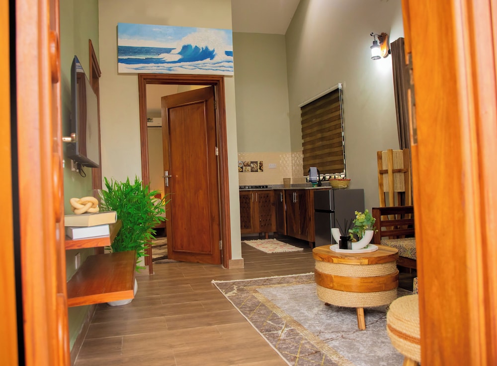 Comfort Suite, Balcony, Garden View