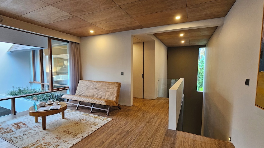 Villa, 4 Bedrooms, Private Pool - Photo 7