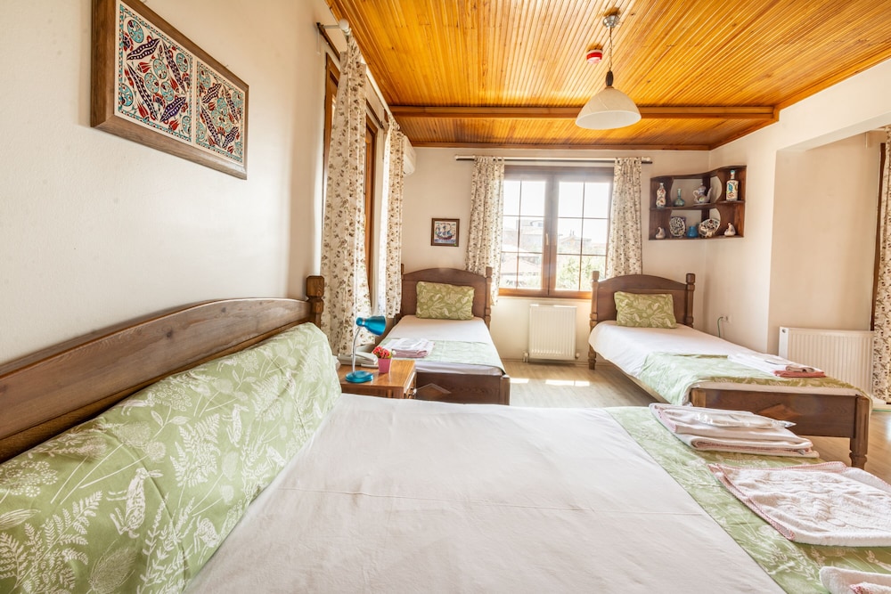 Family Quadruple Room, Garden View