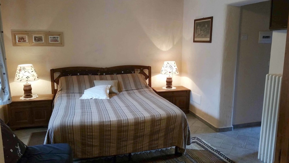 Double Room (Hibou)