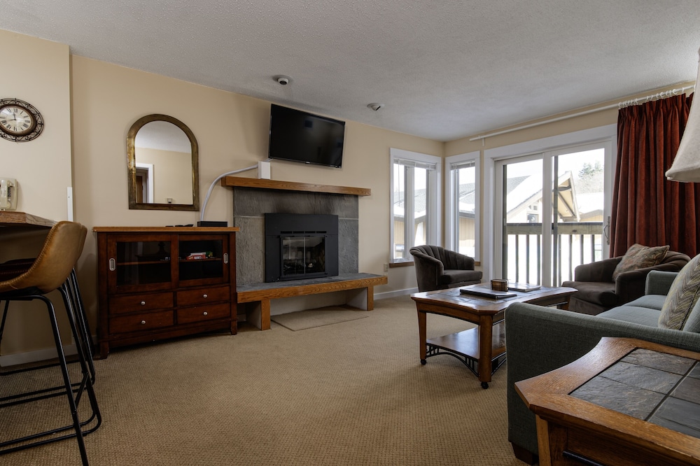 Condo, 1 Bedroom photo 1
