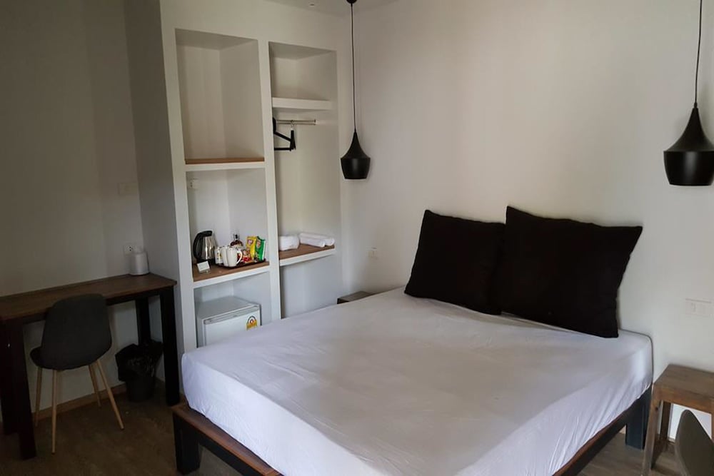Riverside Standard Double Room photo 3