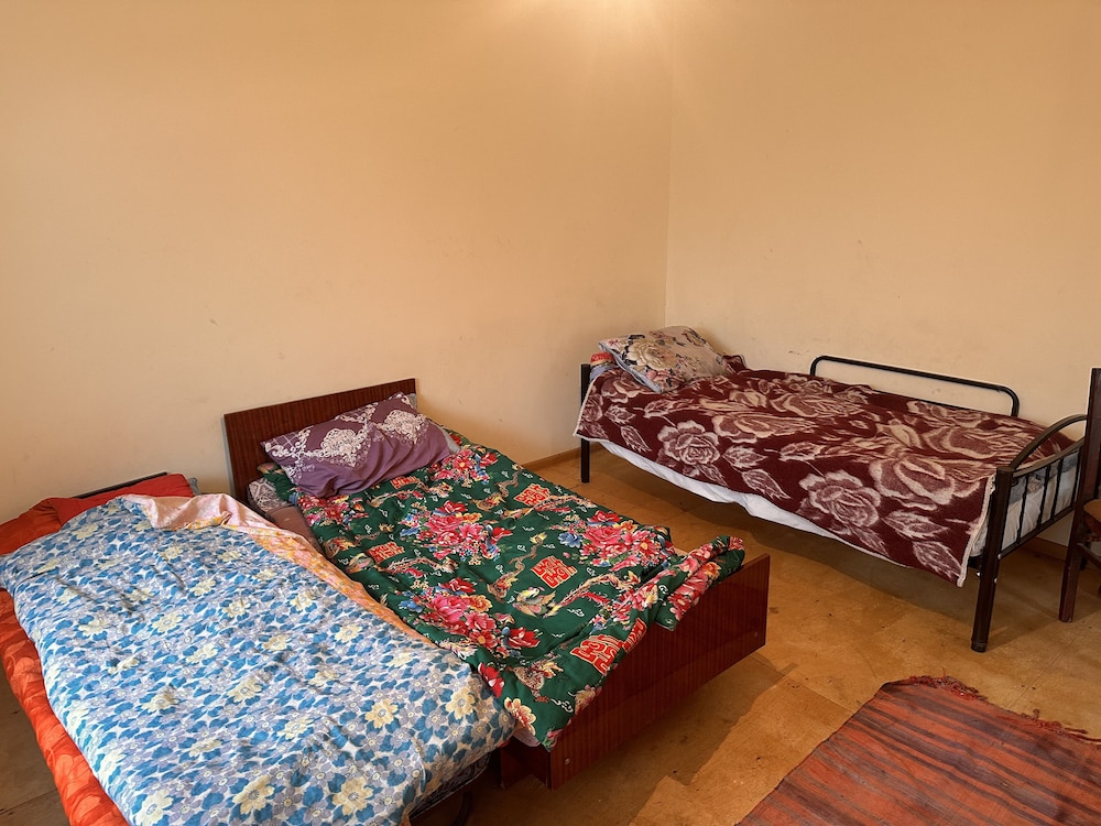 Basic Double or Twin Room - Photo 38