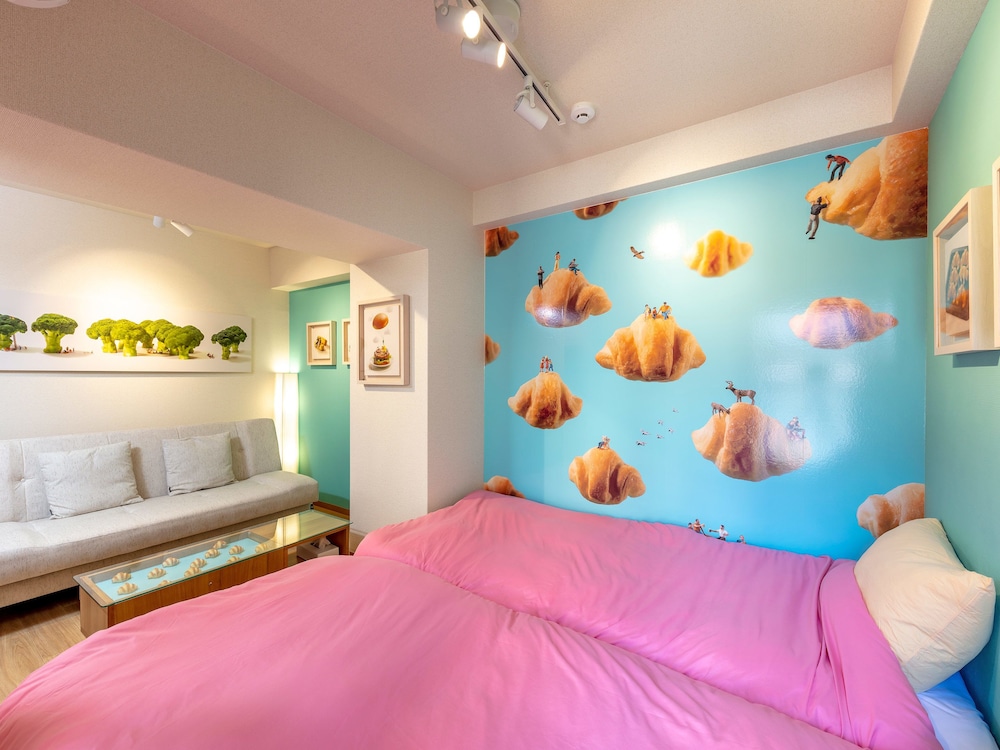Triple Room (B)