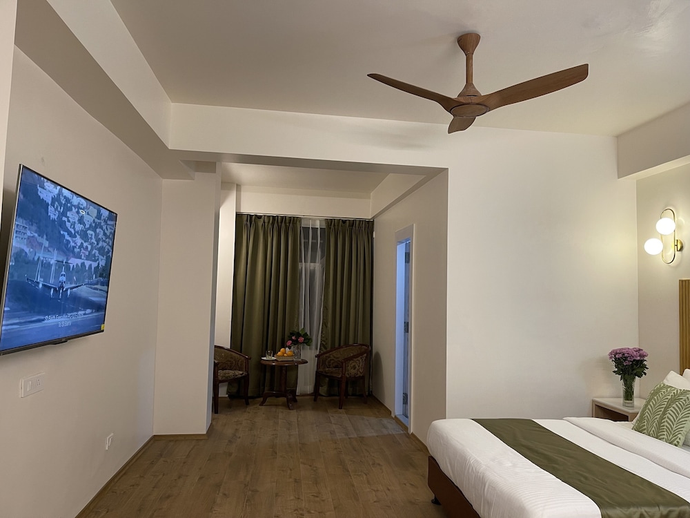 Premium Room - Photo 2