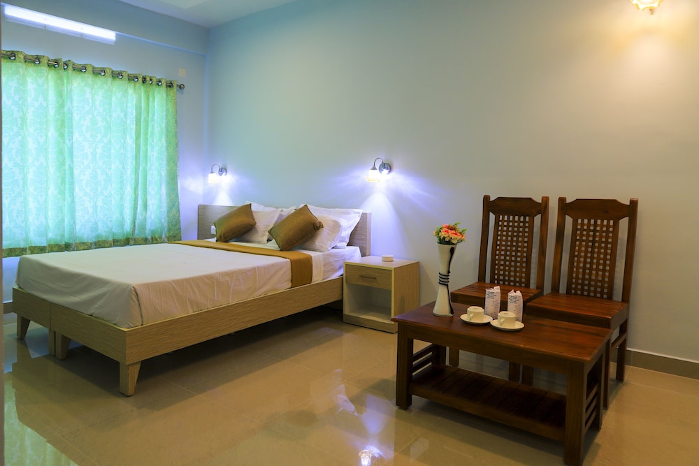 Deluxe Room - Photo 2