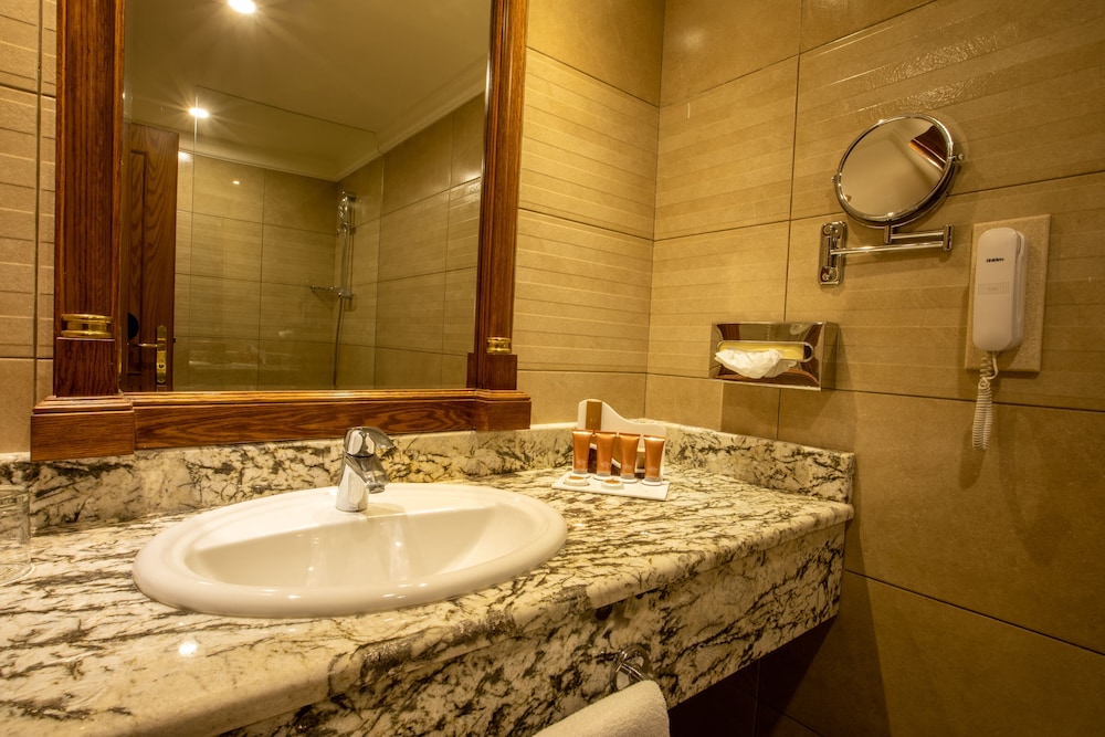 Superior Room - Photo 5