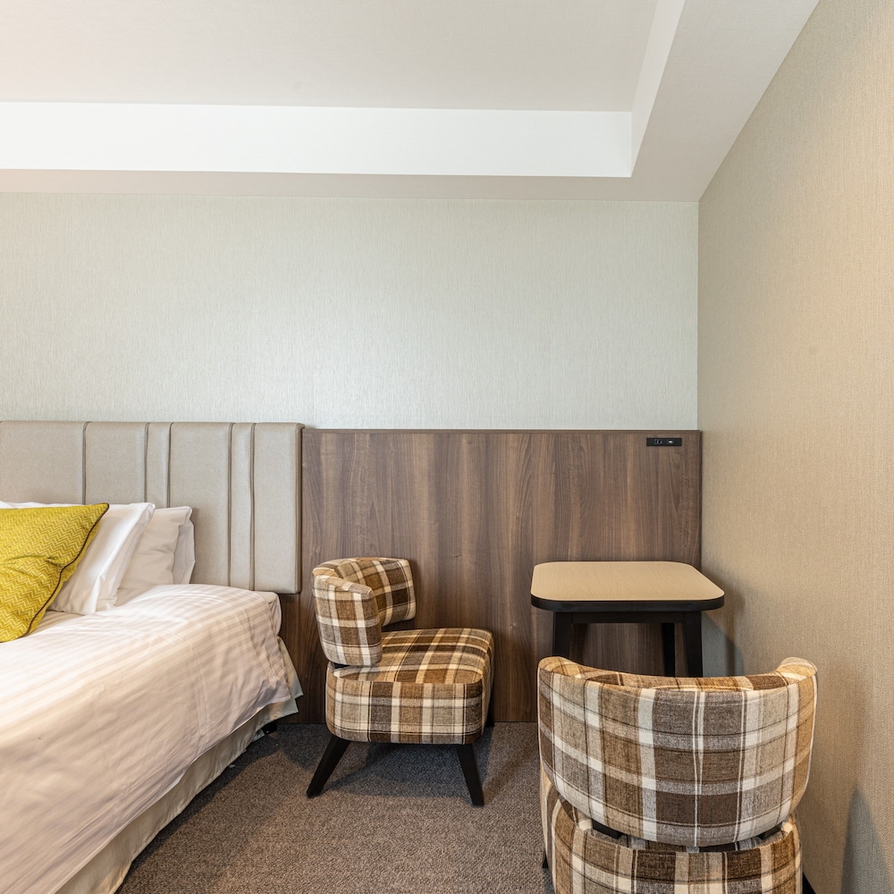 Superior Twin Room, Non-Smoking (24 m²) - Photo 2