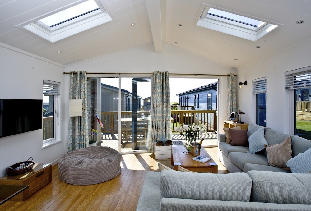 Luxury Lodge (Salty Dog) photo 1