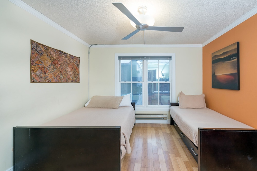 Apartment (2 Bedrooms)