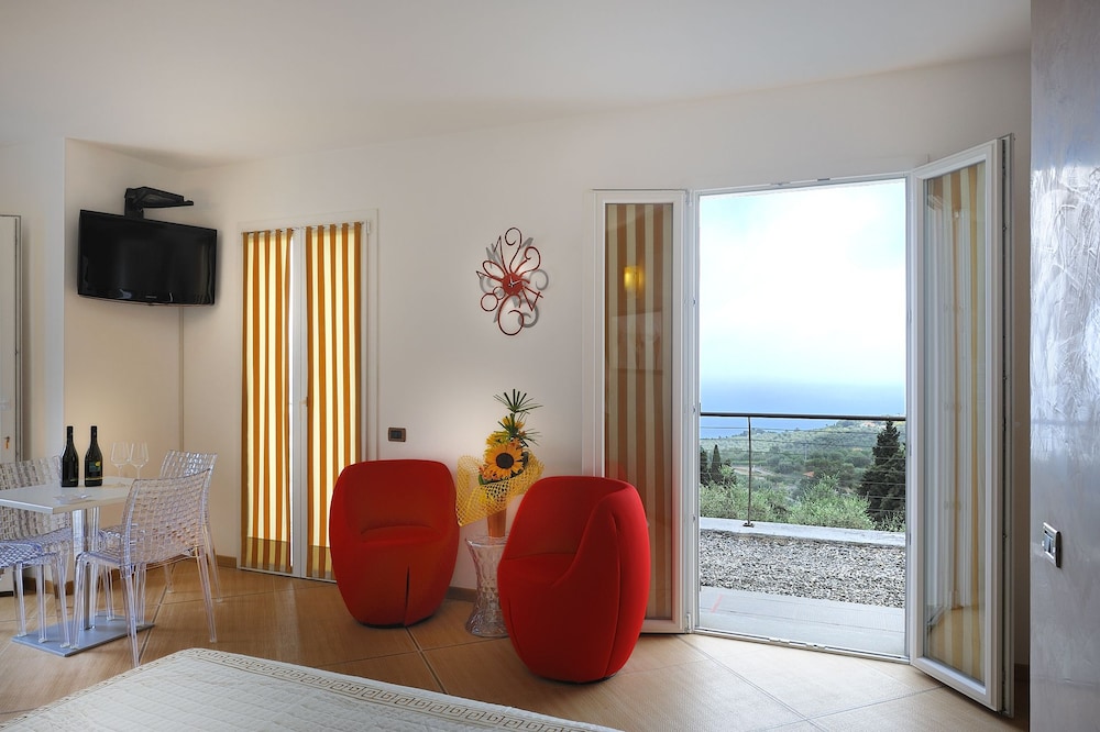 Superior Studio, Sea View photo 3