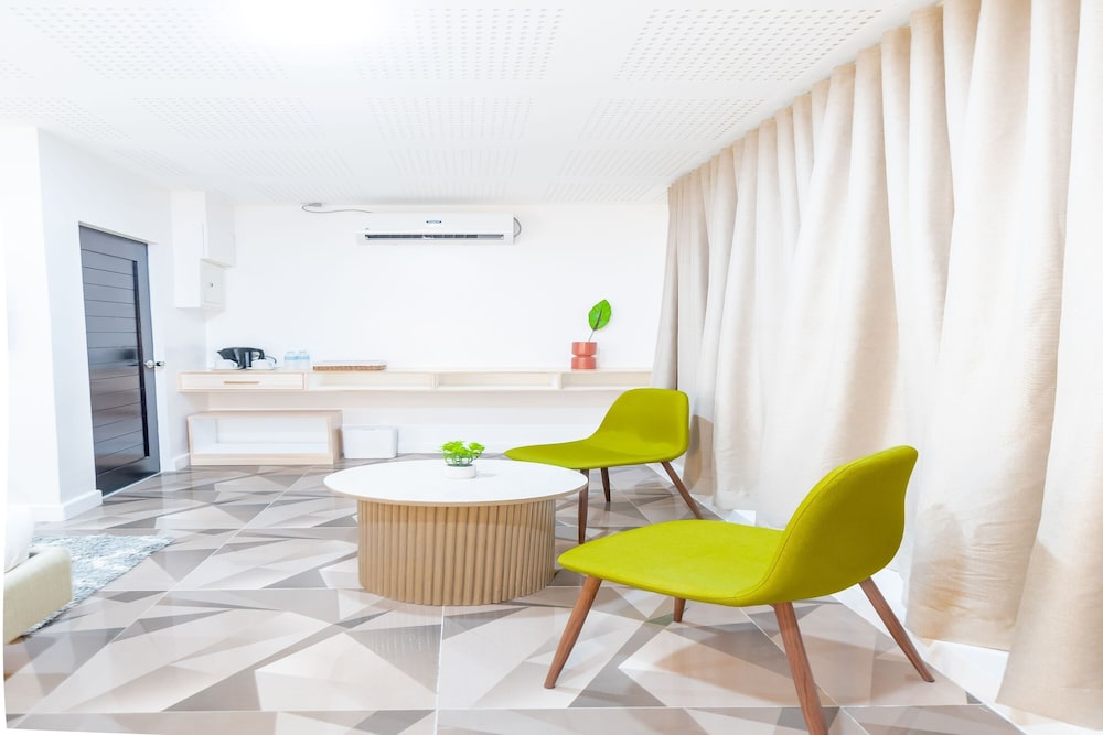 Standard Room - Photo 7