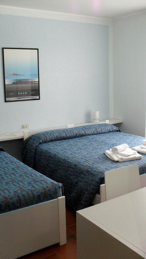 Family Apartment, 1 Bedroom, Kitchen, Garden View photo 1