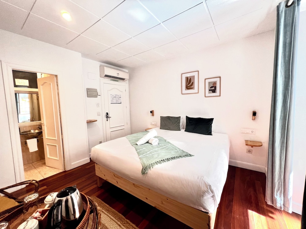 Comfort Room - Photo 5