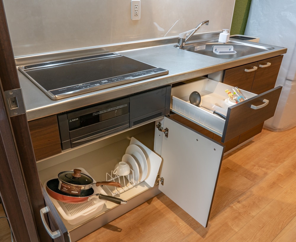 Single Room, Non Smoking (Run of House) - Photo 4
