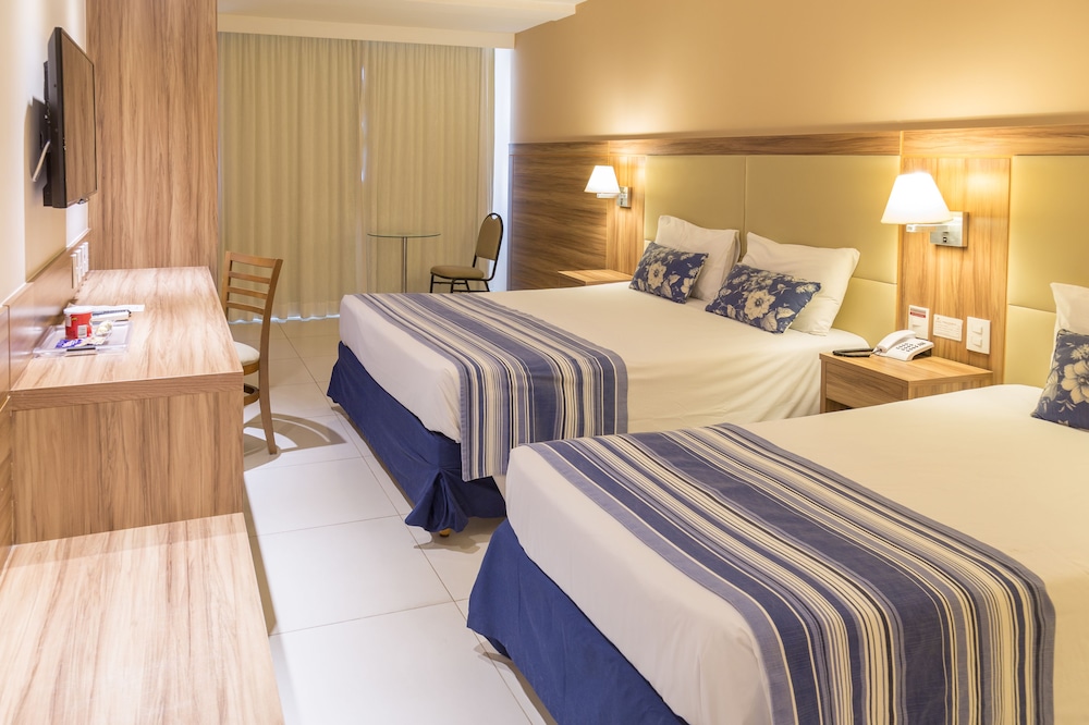 Deluxe Triple Room - Photo 11