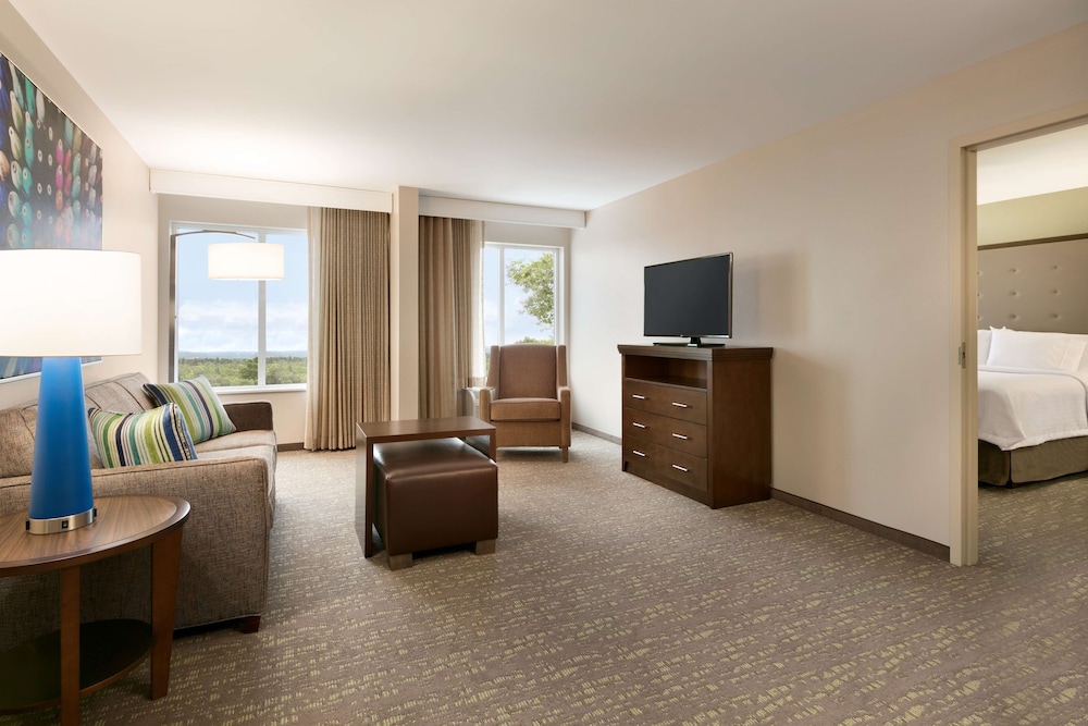 Suite, 2 Bedrooms, Accessible, Bathtub