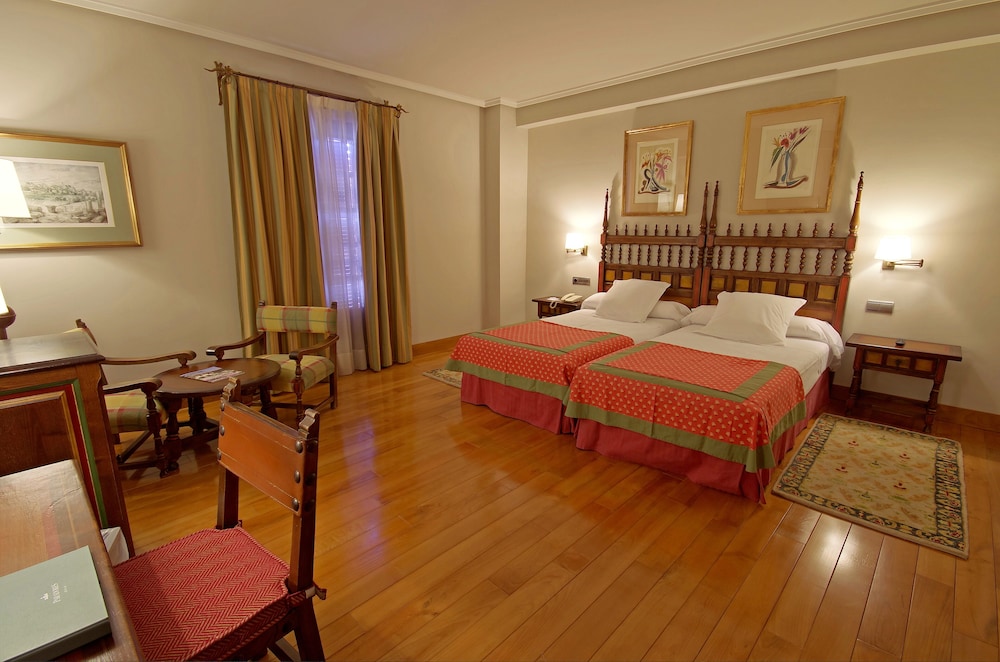 Standard Twin Room (3 Adults) - Photo 3